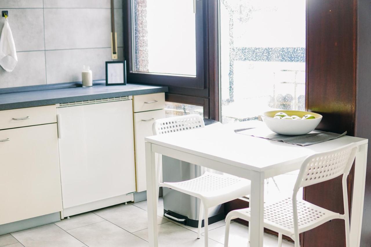 Nespresso Netflix Work Appartment - 24H Check-In Bielefeld Exteriör bild